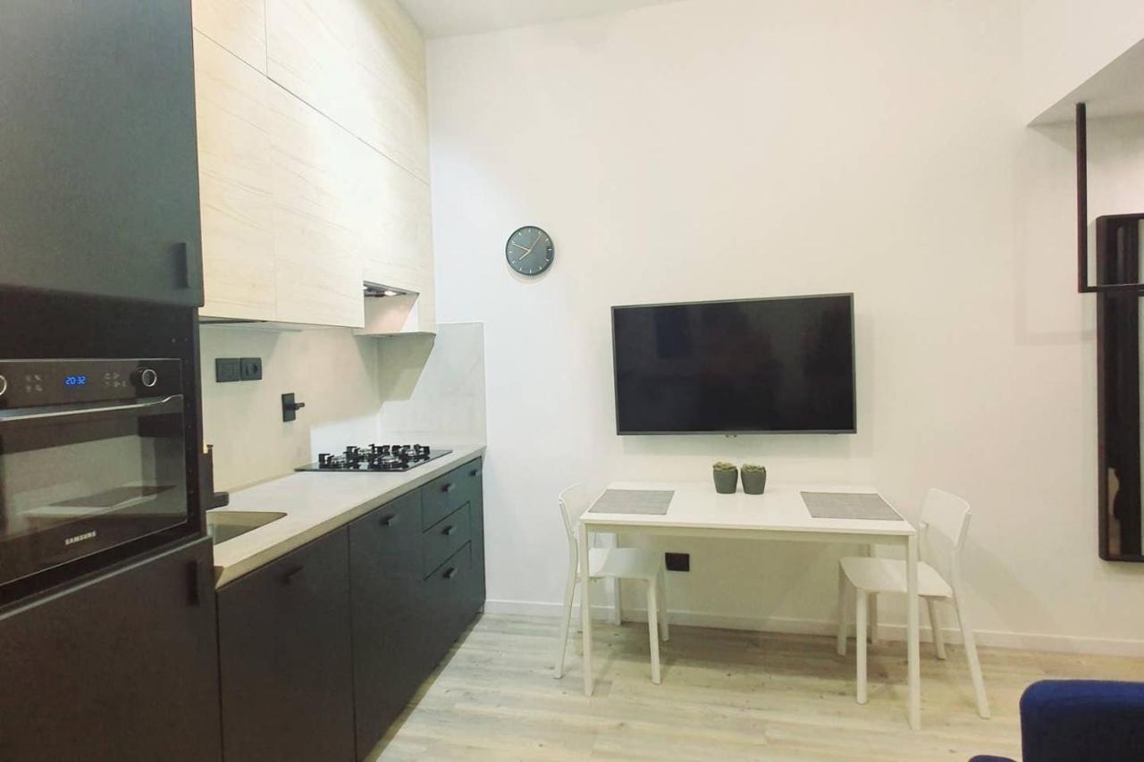 Joivy Heart Of The City 1 Bed Apt Near Castle Belvedere Genova Kültér fotó