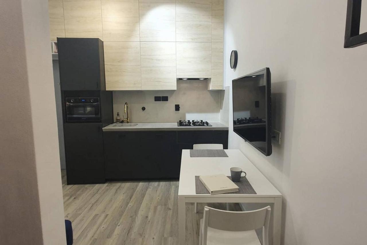 Joivy Heart Of The City 1 Bed Apt Near Castle Belvedere Genova Kültér fotó